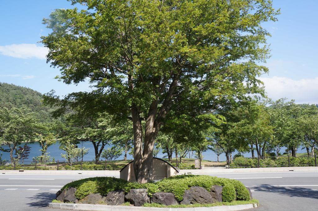足和田ホテル 富士河口湖町 エクステリア 写真